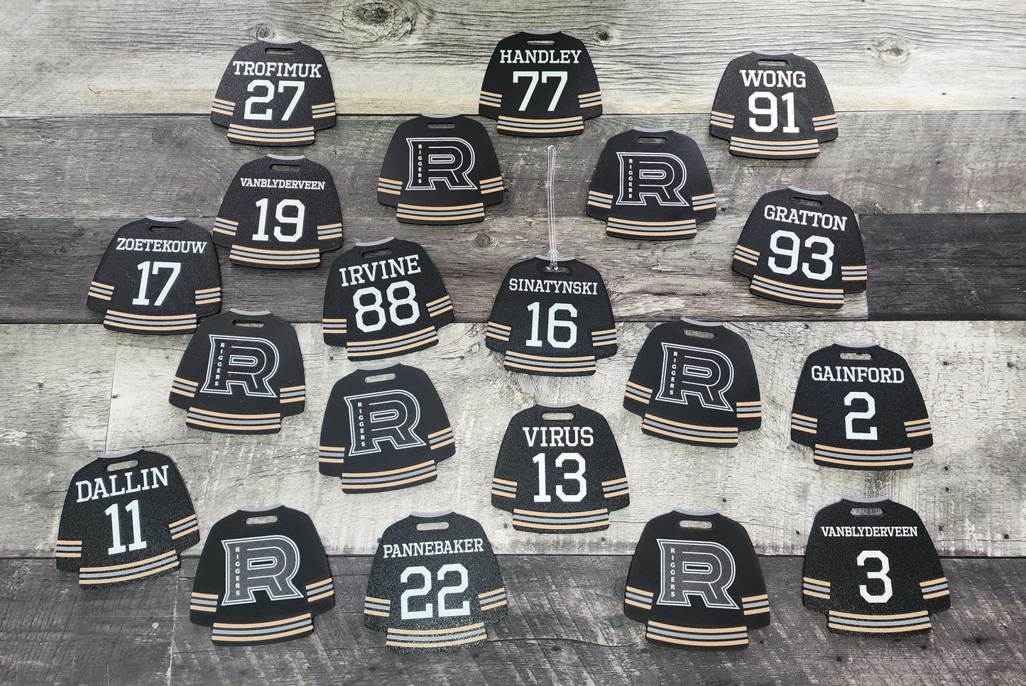 Custom Jersey Logo Bag Tag & Keychain | Hockey & Football & Ringette | Pucks Canada