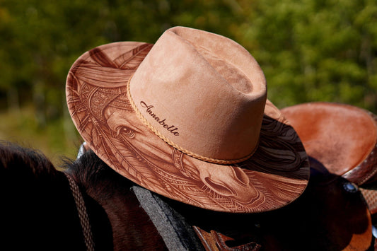Feather Horse Engraved Cowgirl Hat, Indian Feathers, Rustic Wedding, Horse Cowgirl, Cowgirl Hat