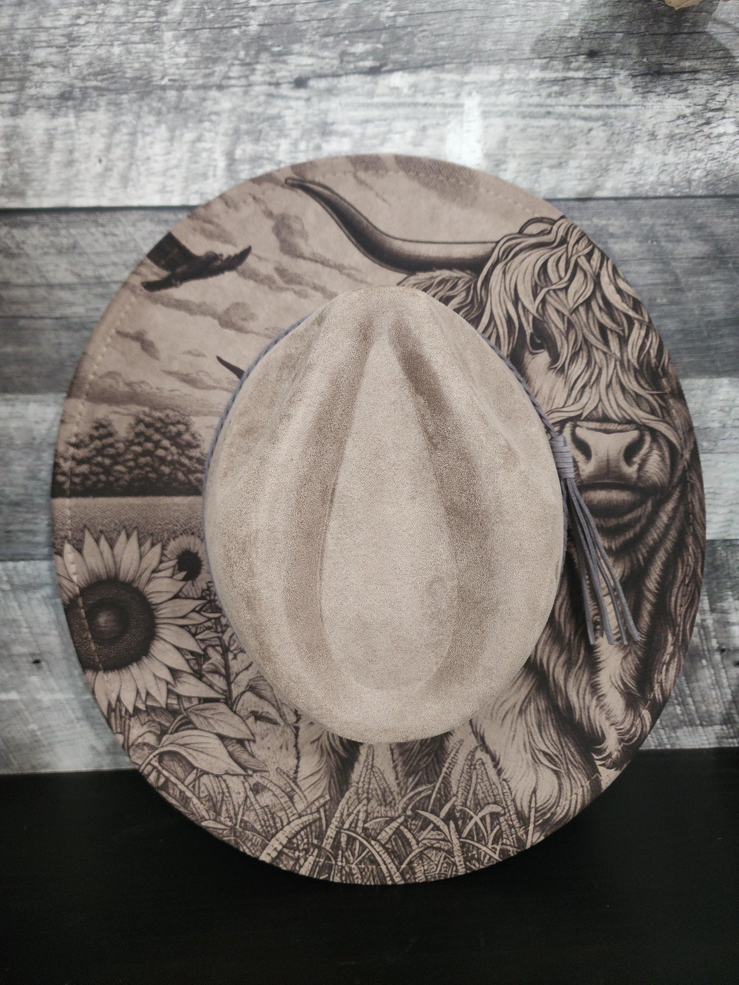 Highland Cow Engraved Cowgirl Hat, Indian Feathers, Rustic Wedding, Horse Cowgirl, Cowgirl Hat. Farm Girl, Rustic Wedding, Cow