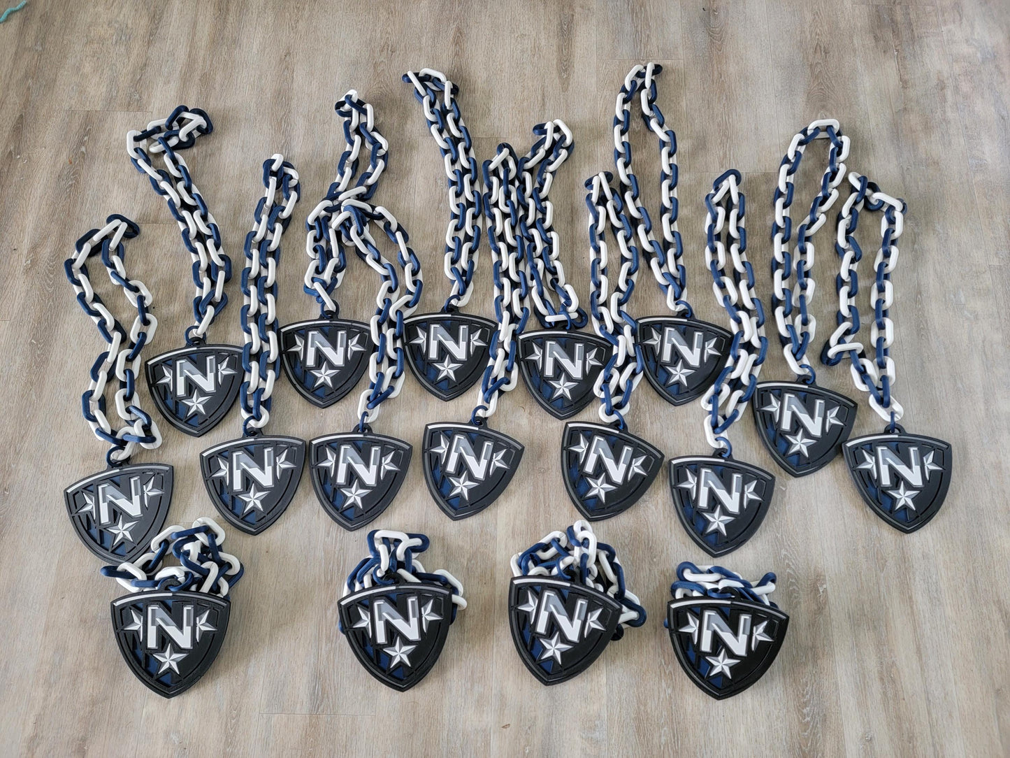 Customizable BIG CHAIN Sports Necklace | MVP & Player of the Game Award | Pucks Canada